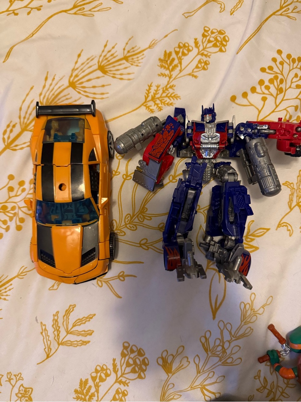 Transforming Kids Toy Set - Yellow Sports Car & Blue/Red Robot